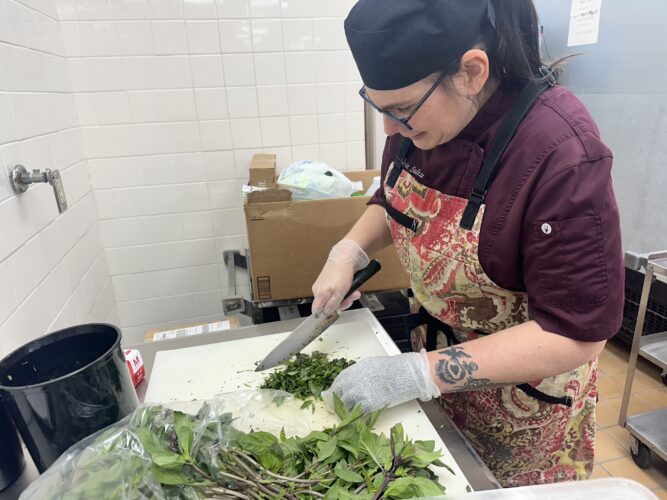 Chef Sultze brings tastes of Taiwan to Marshall High School